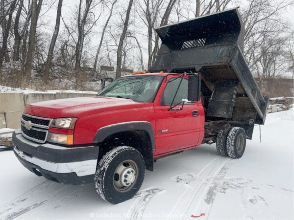 2007 Chevrolet Silverado 3500 4WD 3yd Pickup Dump Truck 6.0L Automatic bidadoo