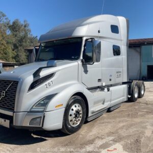 2019 Volvo VNL T/A High Roof Sleeper Semi Truck Tractor D13M-455 A/T bidadoo